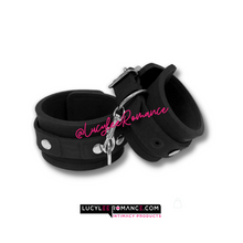 Cargar imagen en el visor de la galería, Onyx Handcuffs